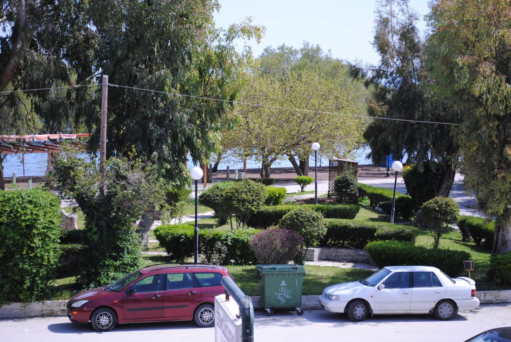 Pyrassos Hotel Nea Anchialos Exterior photo